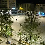 Le Bourbon Centre 2* פאו