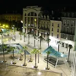 Le Bourbon Centre מלון 2*