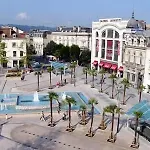 Le Bourbon Centre 2*