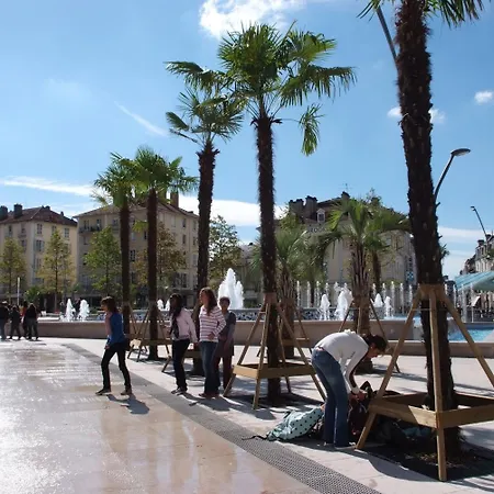 Отель Le Bourbon Centre