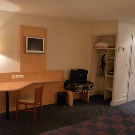 Le Bourbon Centre Отель 2*