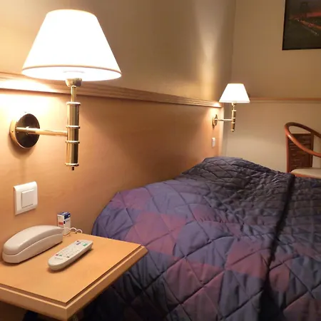 Le Bourbon Centre 2* ポー