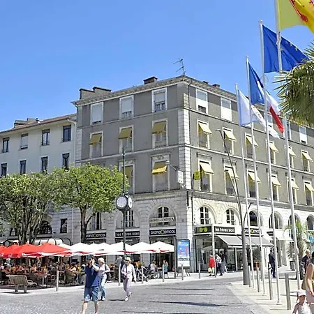 Le Bourbon Centre 2* Pau