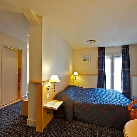Le Bourbon Centre Hotel