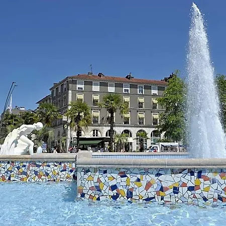 Le Bourbon Centre Hotel