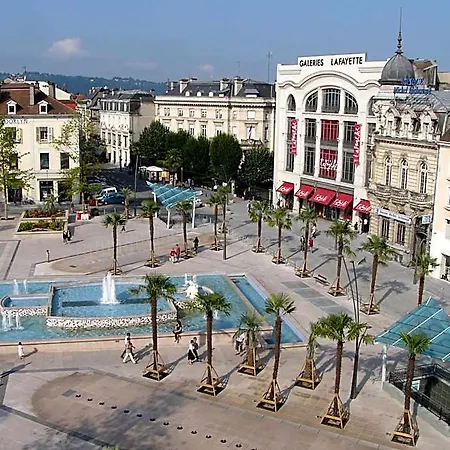 Le Bourbon Centre Hotel Pau