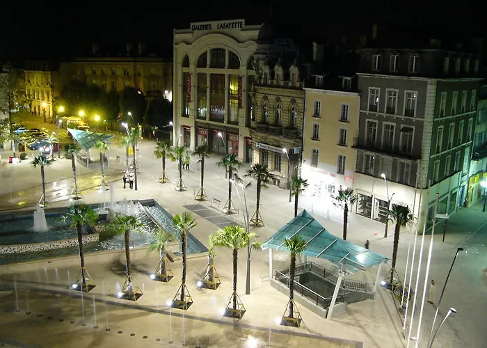 Le Bourbon Centre فندق 2*