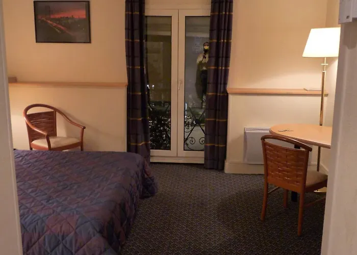 فندق Le Bourbon Centre 2*